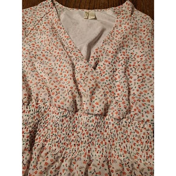 JAPNA Women's Medium V-Neck Floral Ruffle Hem Blouse Sheer Sleeves Pullover Boho - Picture 2 of 5